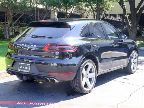 2016 Porsche Macan S
