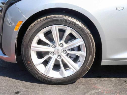 2025 Cadillac CT5 Premium Luxury