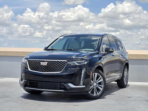 2025 Cadillac XT6 Premium Luxury FWD