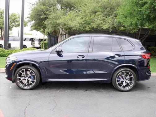 2022 BMW X5 M50i