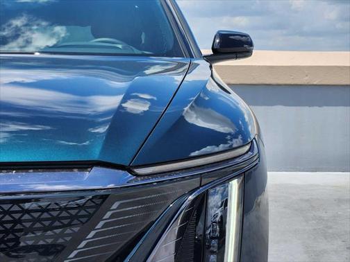 2026 Cadillac LYRIQ V-Series w/1SV