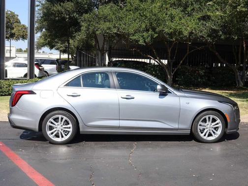 2025 Cadillac CT4 Luxury RWD