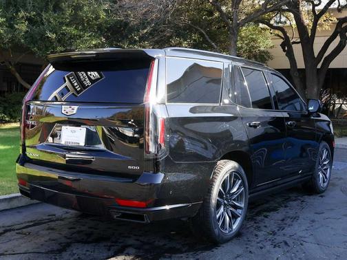 2023 Cadillac Escalade Sport