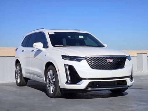2025 Cadillac XT6 Premium Luxury AWD