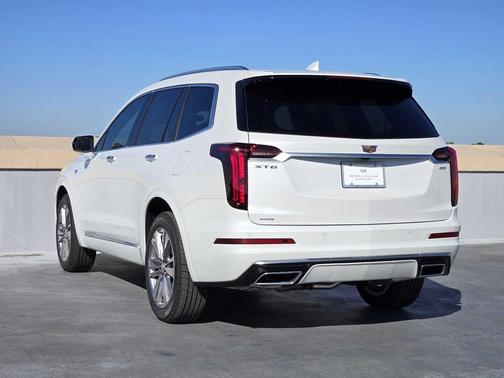 2025 Cadillac XT6 Premium Luxury AWD