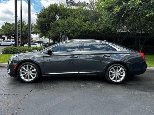 Graphite Metallic 2014 Cadillac XTS Luxury