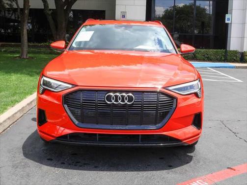 2021 Audi e-tron Prestige