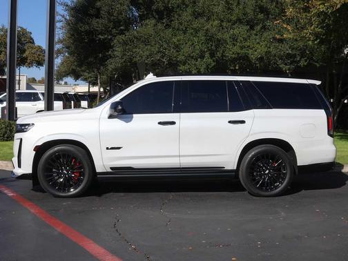 2023 Cadillac Escalade V-Series