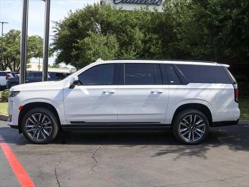 2023 Cadillac Escalade ESV Sport