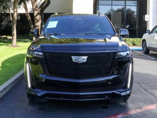 2024 Cadillac Escalade Sport