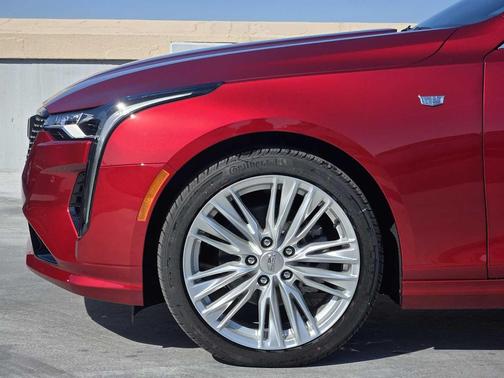 2025 Cadillac CT4 Premium Luxury