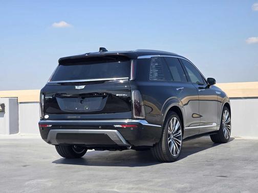 2026 Cadillac VISTIQ Premium Luxury