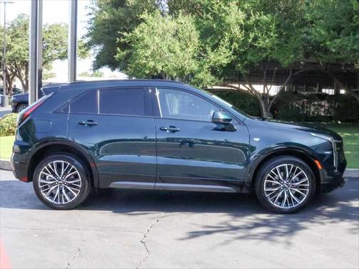 2024 Cadillac XT4 Sport