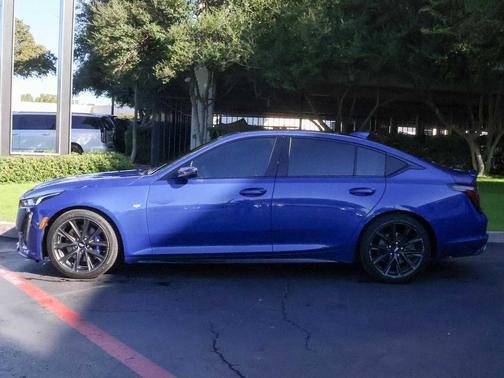 2023 Cadillac CT5 Sport