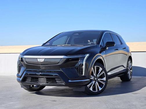 2025 Cadillac OPTIQ Luxury 2 AWD