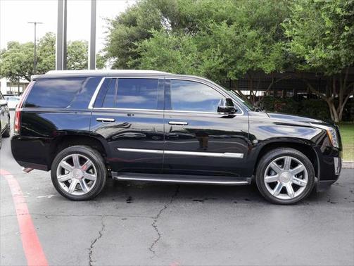 2016 Cadillac Escalade Luxury