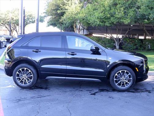 2024 Cadillac XT4 Sport