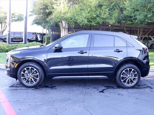 2024 Cadillac XT4 Sport