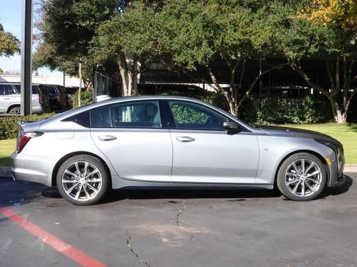 2025 Cadillac CT5 Sport