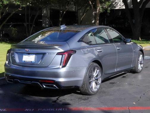2025 Cadillac CT5 Sport