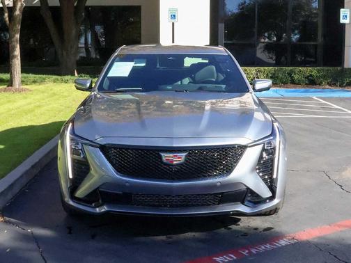 2025 Cadillac CT5 Sport