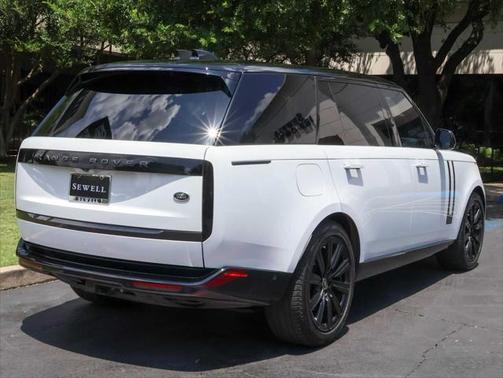 2023 Land Rover Range Rover P400 SE
