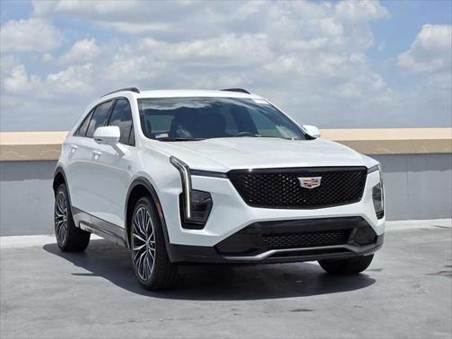 2025 Cadillac XT4 Sport