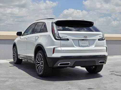 2025 Cadillac XT4 Sport