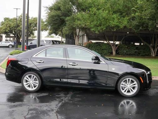 2025 Cadillac CT4 Luxury RWD