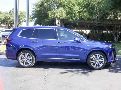 2023 Cadillac XT6 Premium Luxury FWD