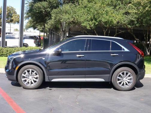 2021 Cadillac XT4 Premium Luxury
