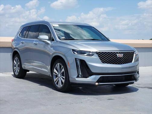 2025 Cadillac XT6 Premium Luxury FWD