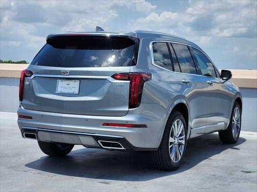 2025 Cadillac XT6 Premium Luxury FWD