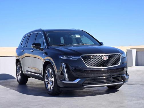2025 Cadillac XT6 Premium Luxury AWD