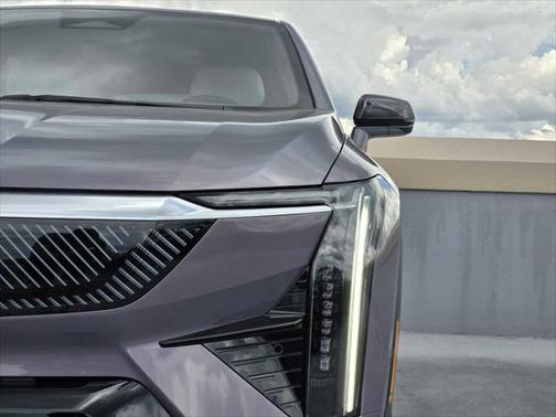 2025 Cadillac OPTIQ Luxury 1 AWD