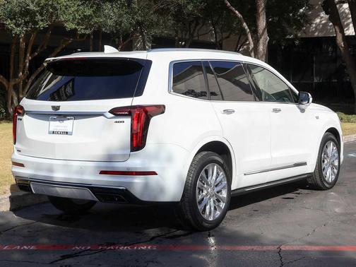 2024 Cadillac XT6 Premium Luxury AWD