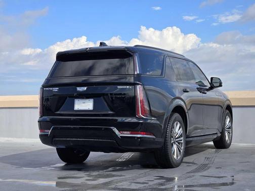 2026 Cadillac Escalade IQL Sport