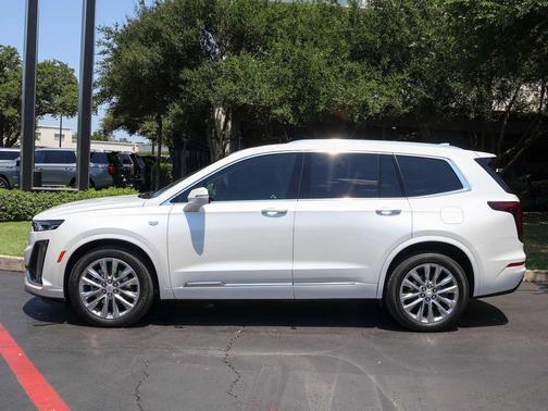 2023 Cadillac XT6 Premium Luxury FWD