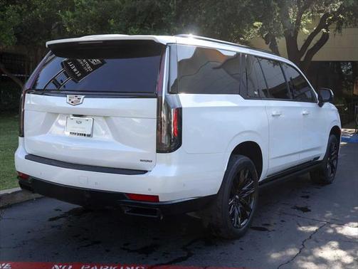 2022 Cadillac Escalade ESV Sport