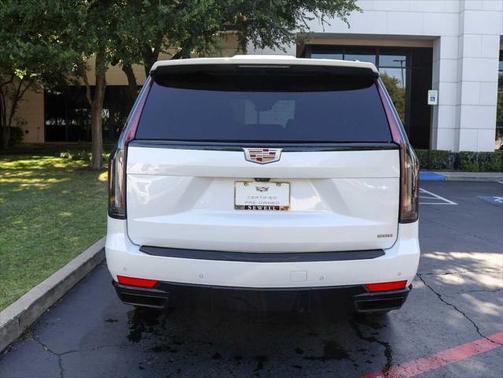 2022 Cadillac Escalade ESV Sport
