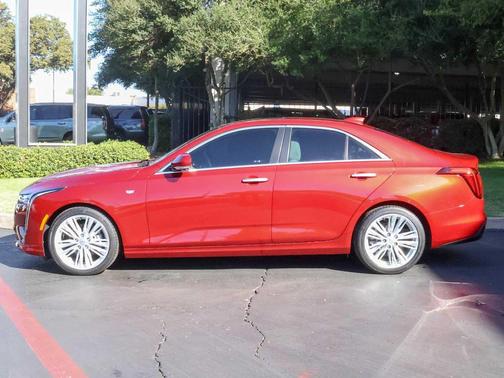 2025 Cadillac CT4 Premium Luxury
