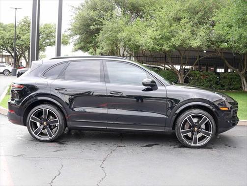 2021 Porsche Cayenne AWD