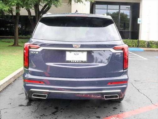 2025 Cadillac XT6 Premium Luxury FWD