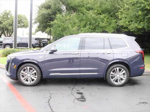 2025 Cadillac XT6 Premium Luxury FWD