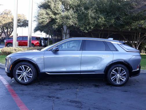 2023 Cadillac LYRIQ Luxury