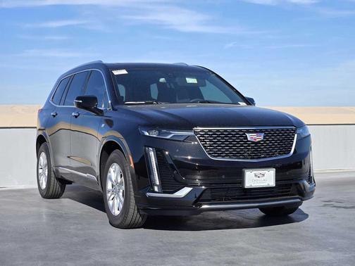 2025 Cadillac XT6 Luxury FWD