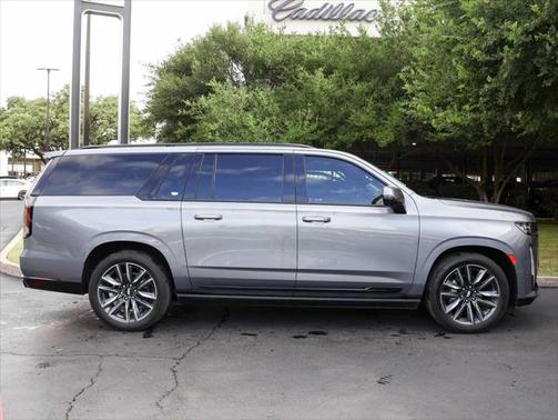 2022 Cadillac Escalade ESV Sport Platinum