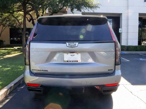 2023 Cadillac Escalade Sport