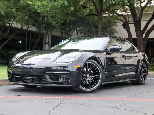 2022 Porsche Panamera Panamera Platinum Edition