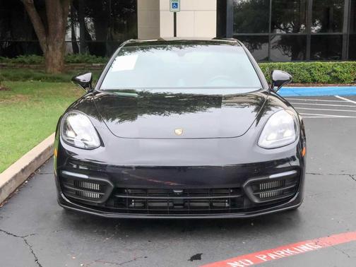 2022 Porsche Panamera Panamera Platinum Edition